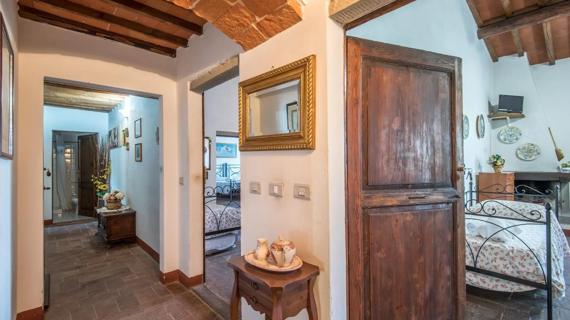 Poggio Primo - Bilocale Brando Villa Castiglion Fibocchi 0*,  Italy